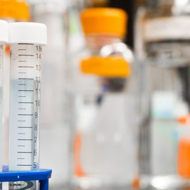two test tubes 954585