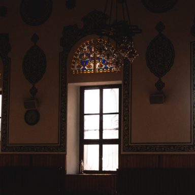 Berlin to support religious groups