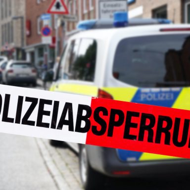 Polizei German Police Absperrung